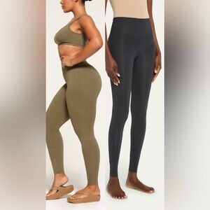 SKIMS 2 pairs of  LEGGING